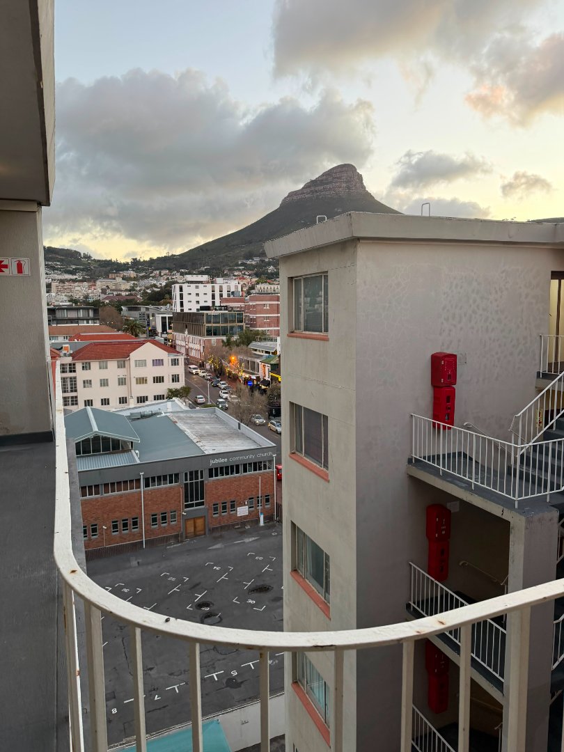 1 Bedroom Property for Sale in Cape Town City Centre Western Cape